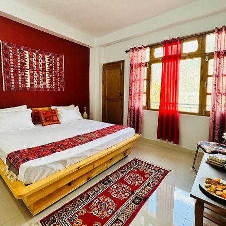 Pine View Retreat Homestay Kalpa Luaran gambar