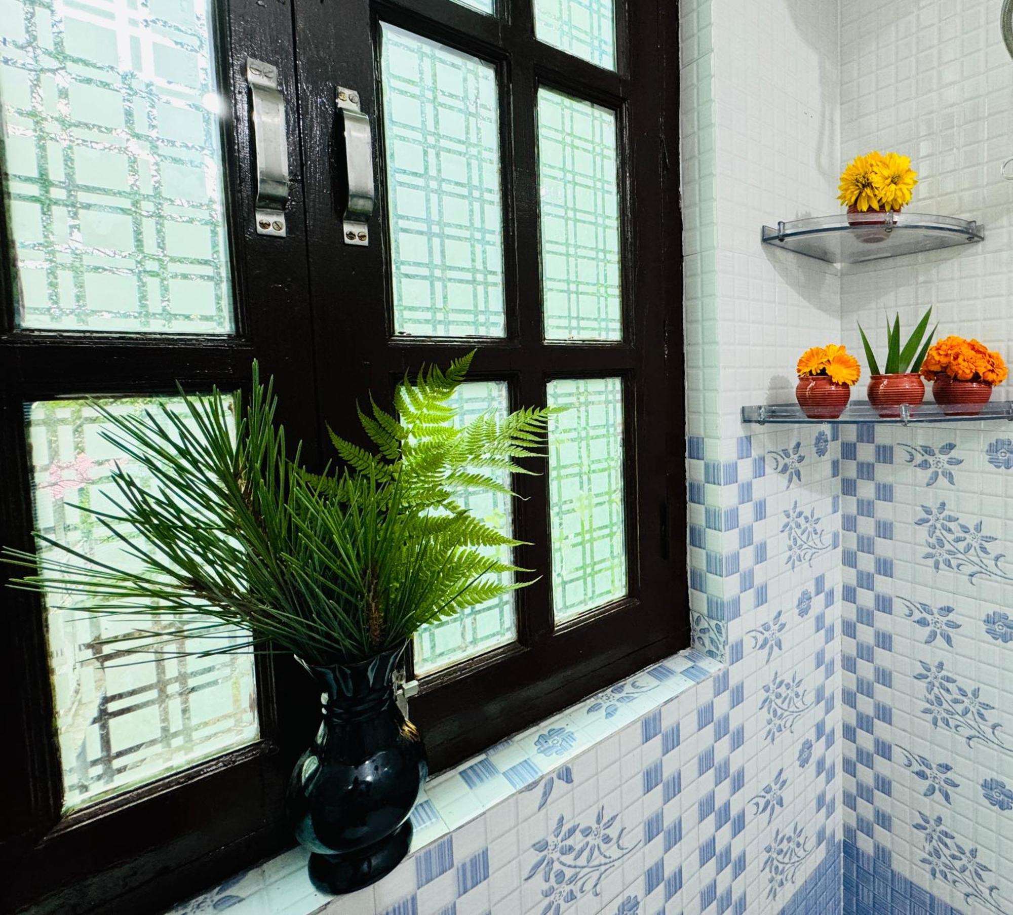 Pine View Retreat Homestay Kalpa Luaran gambar