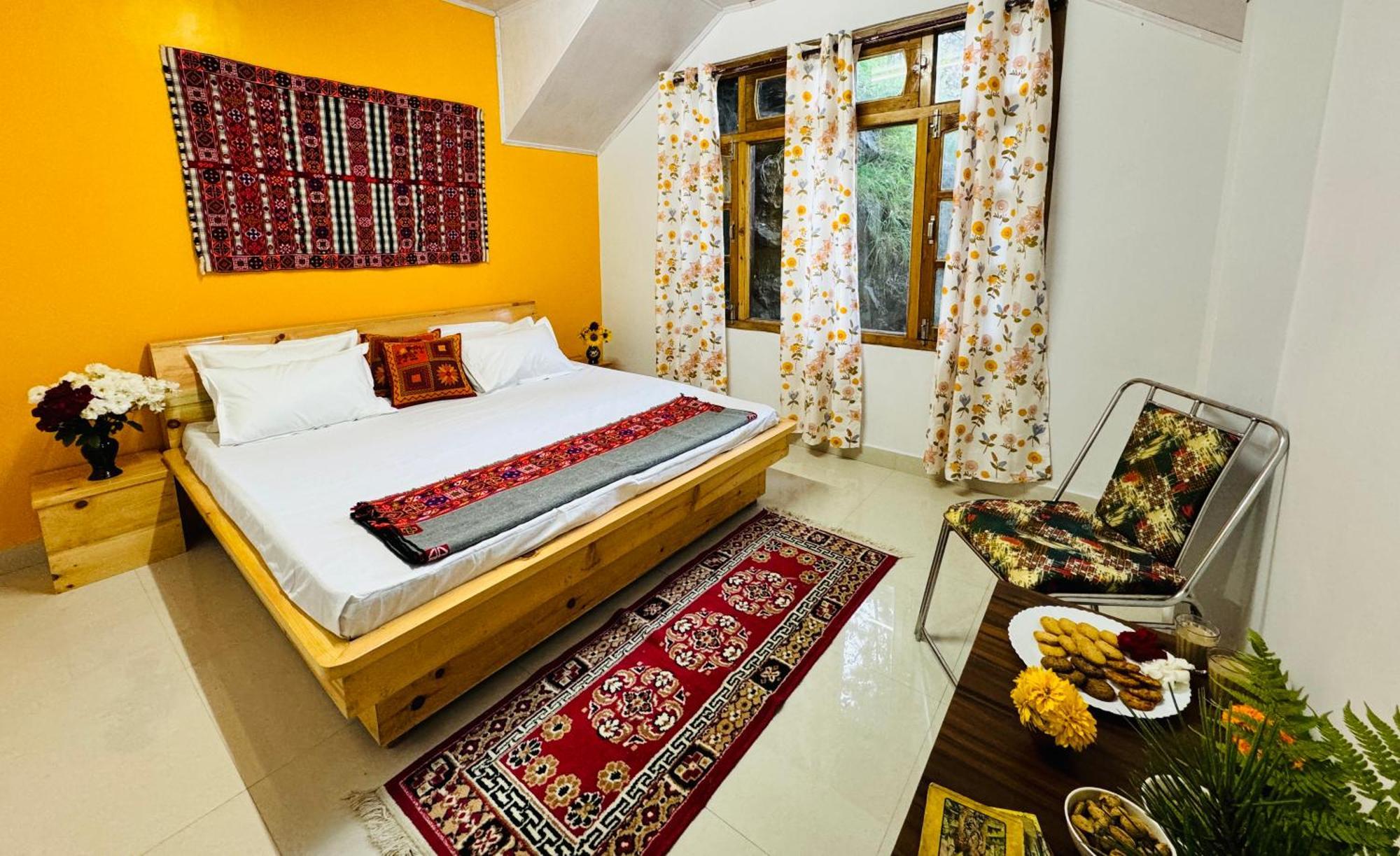 Pine View Retreat Homestay Kalpa Luaran gambar