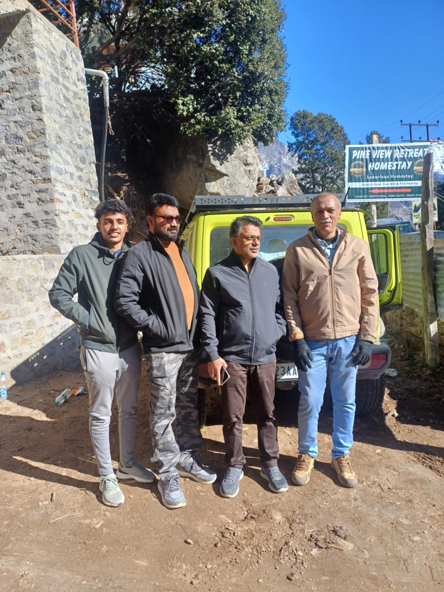 Pine View Retreat Homestay Kalpa Luaran gambar